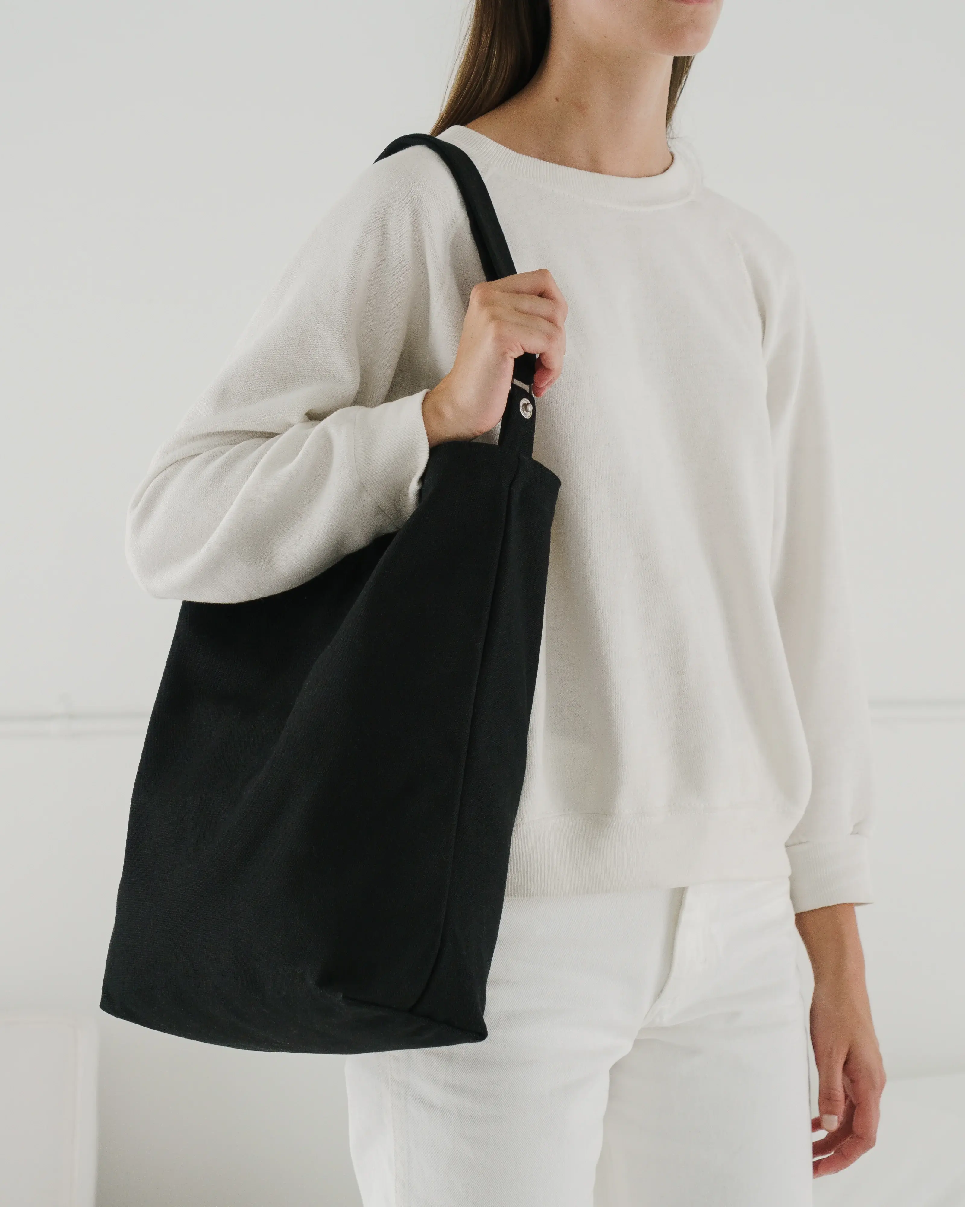 Duck Bag Black - Image 2