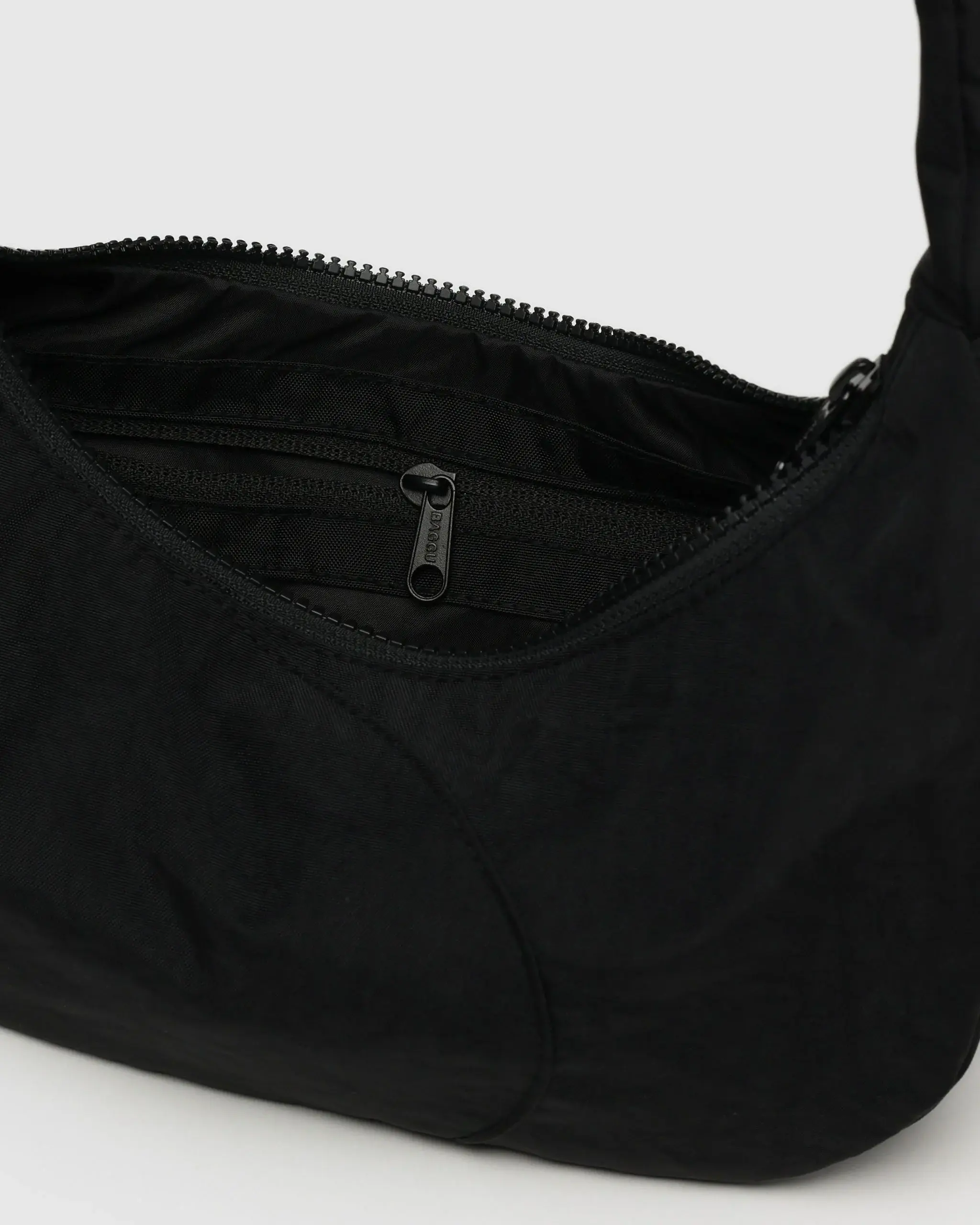 Swan Bag Black - Image 4