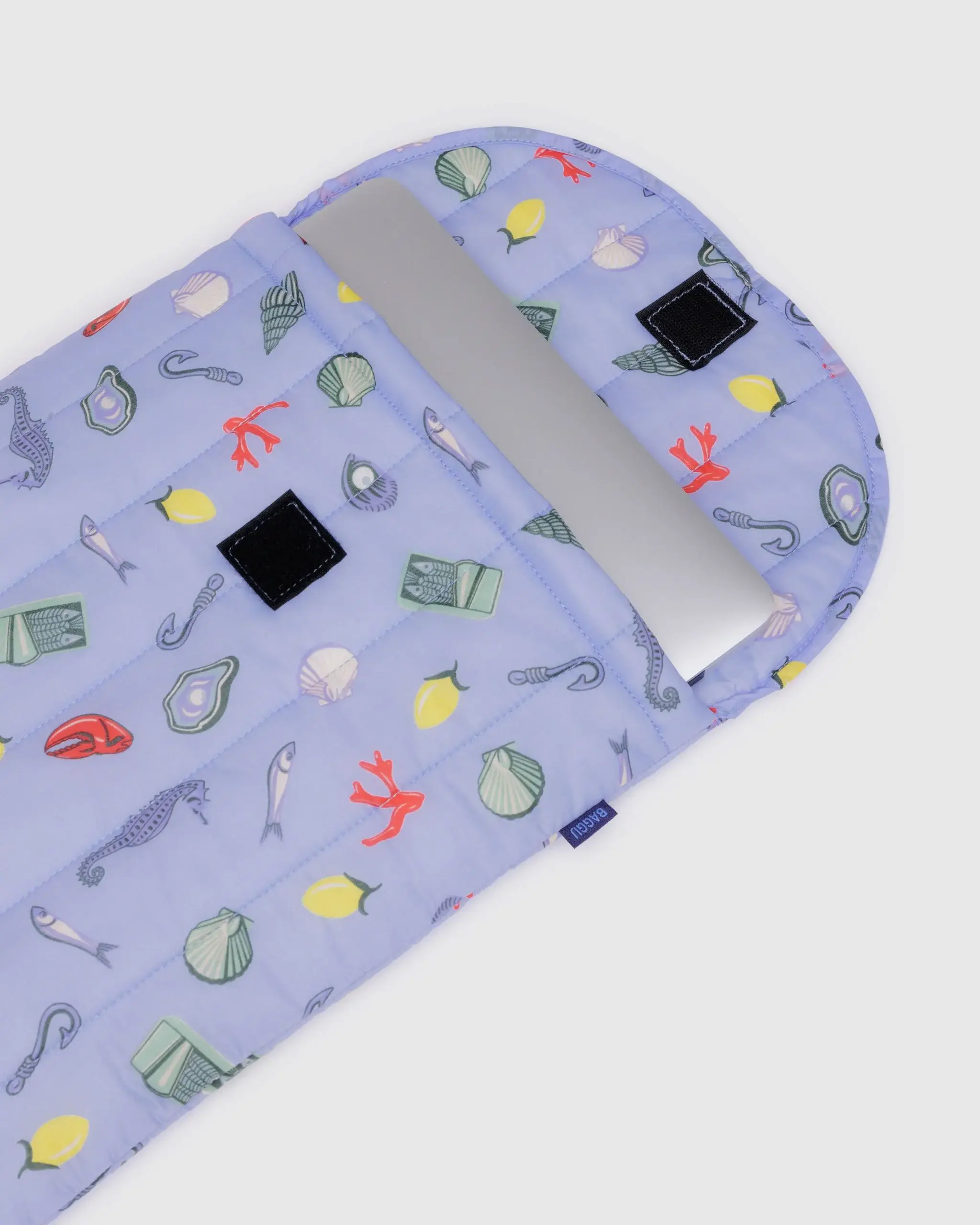 Puffy Laptop Sleeve 16" Sea Charms - Image 2